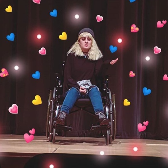 chloeann_loves